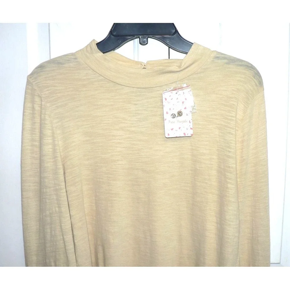 Free‎ People Women's Hooked on the Cuff Long Sleeve Embellished Top Wheat Medium